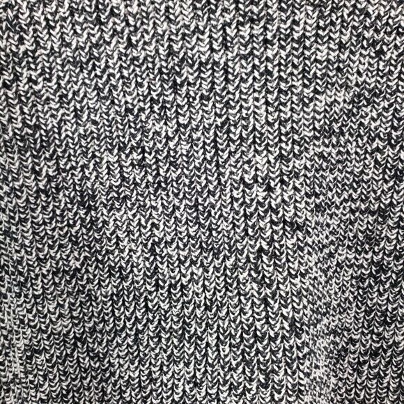 BCBGMaxAzria Sweater Woman Size L Black Combo Long Sleeve V Neck Pulover - Picture 11 of 11